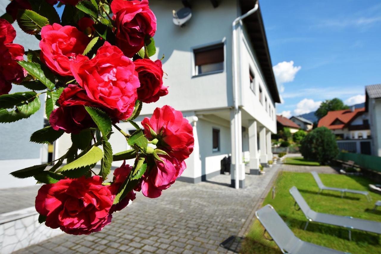 Alpenblick - Modernes Und Grosszuegiges Apartment Villach Zewnętrze zdjęcie