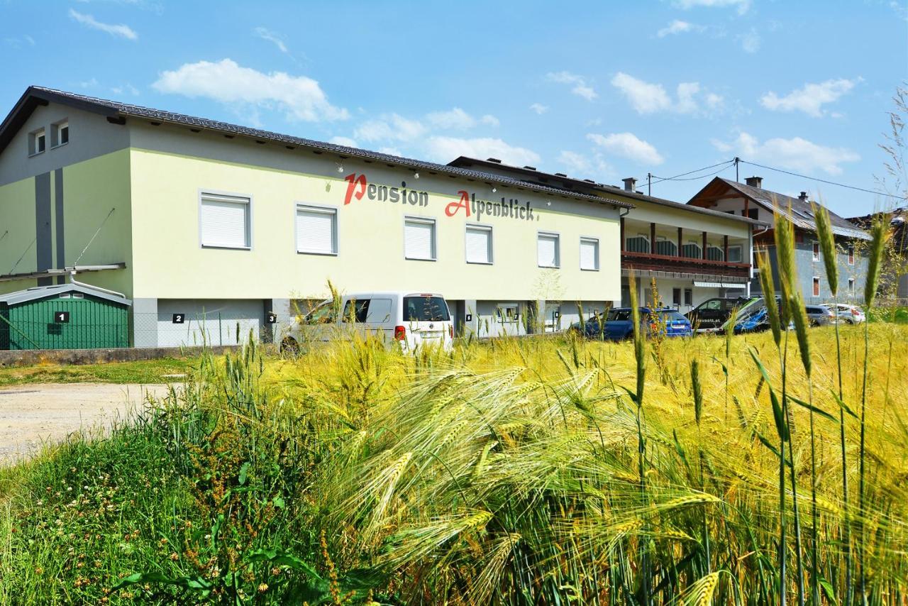 Alpenblick - Modernes Und Grosszuegiges Apartment Villach Zewnętrze zdjęcie